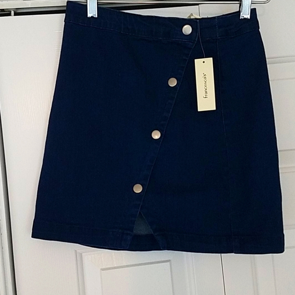 Stretch-denim snap-front skirt. From Francesca's
